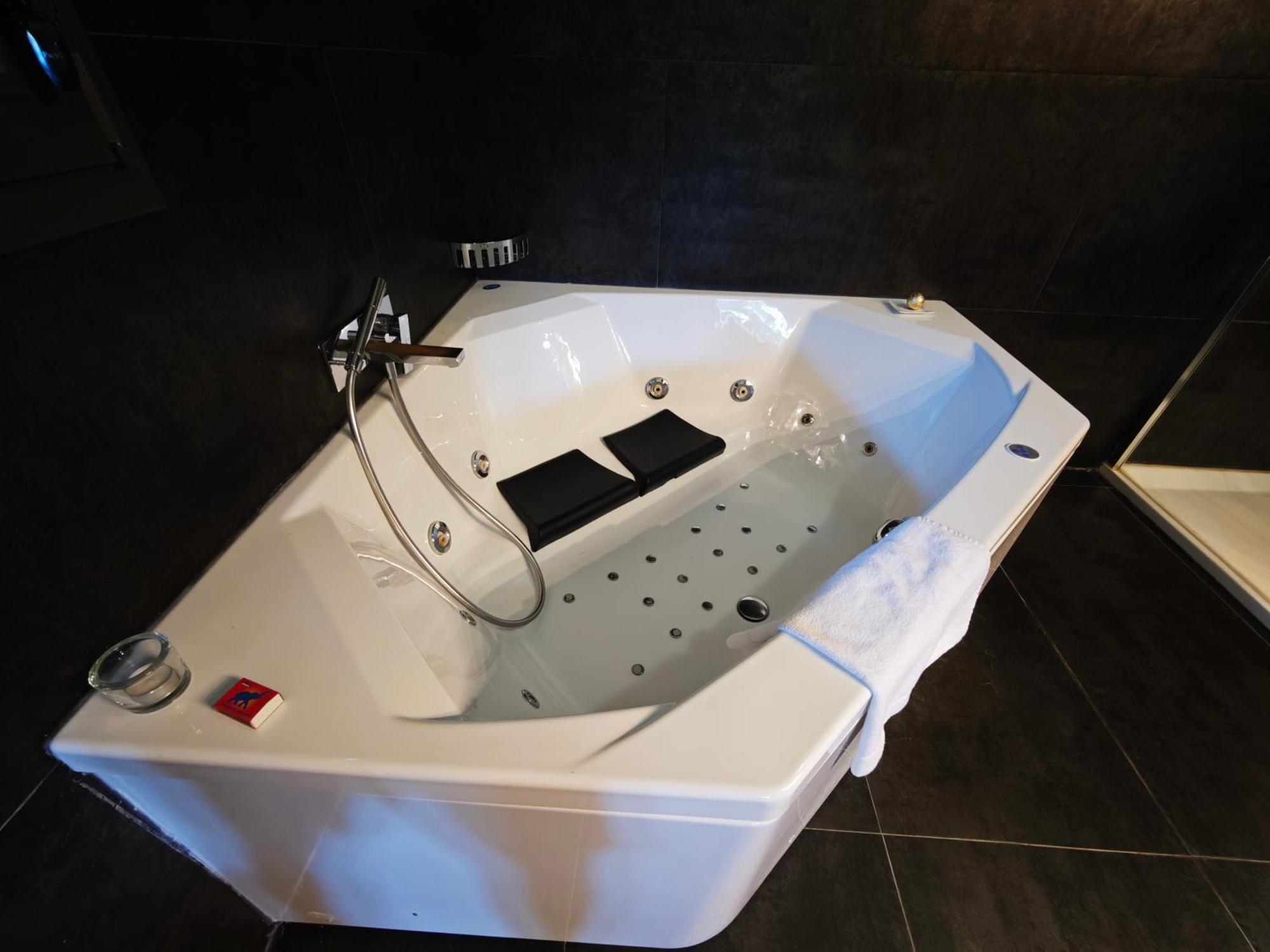 Muxika Hotel Aldori Landetxea - Reserva De La Biosfera Urdaibai - Adults Only מראה חיצוני תמונה